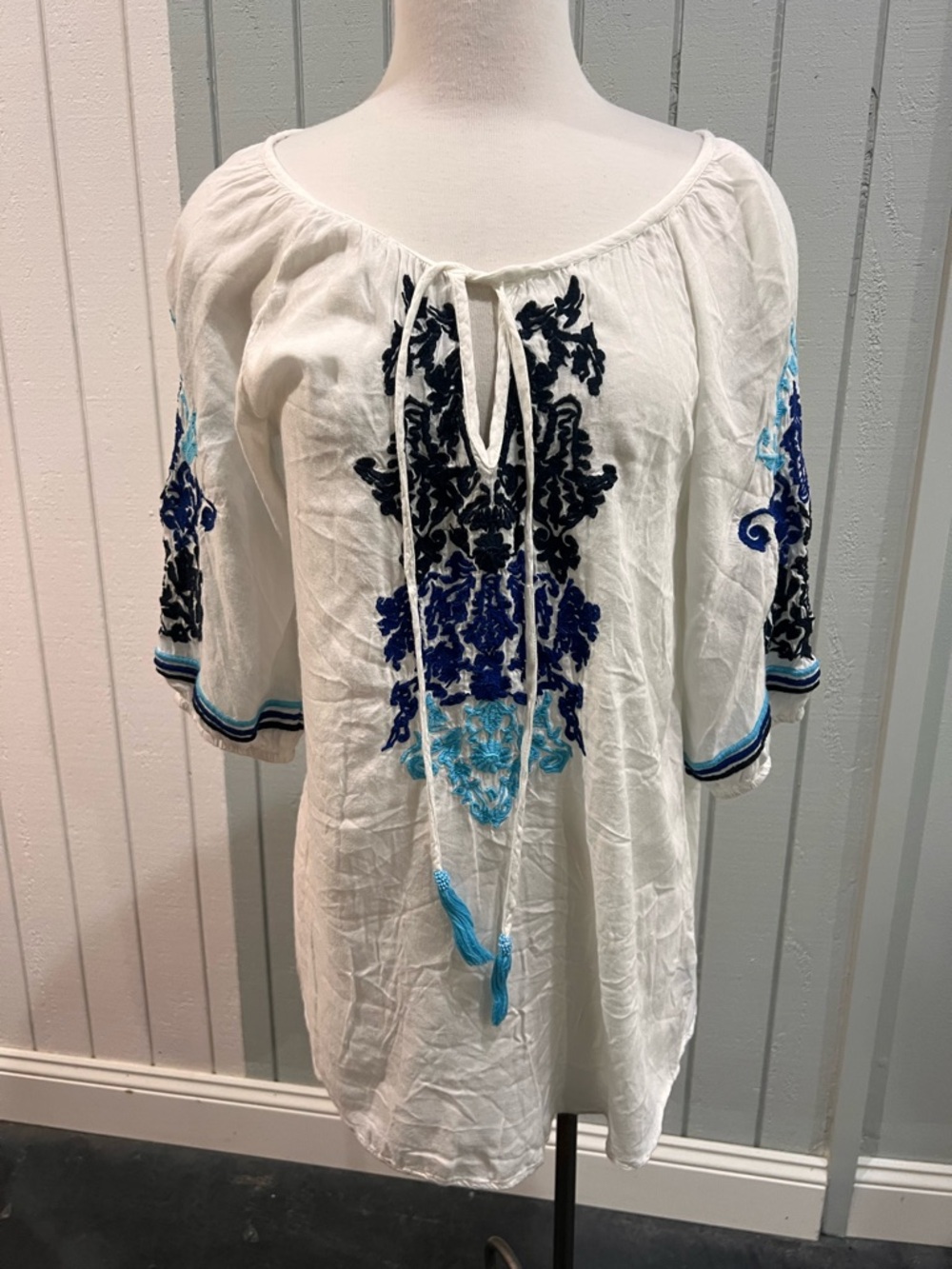 Solitaire White Midi Dress with Blue Embroidery